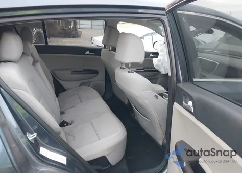 2020 Kia Sportage Lx z USA, uszkodzony, nr VIN KNDPMCAC6L7825128